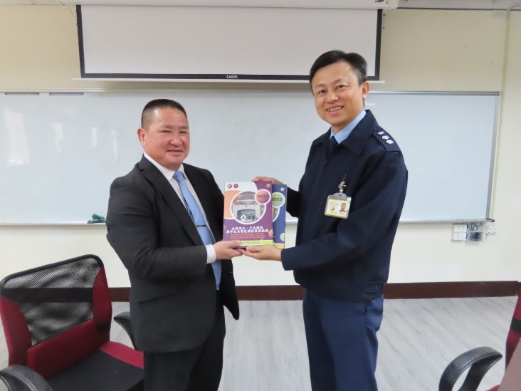 1131210-Japanese Scholars visited the GIIS-3